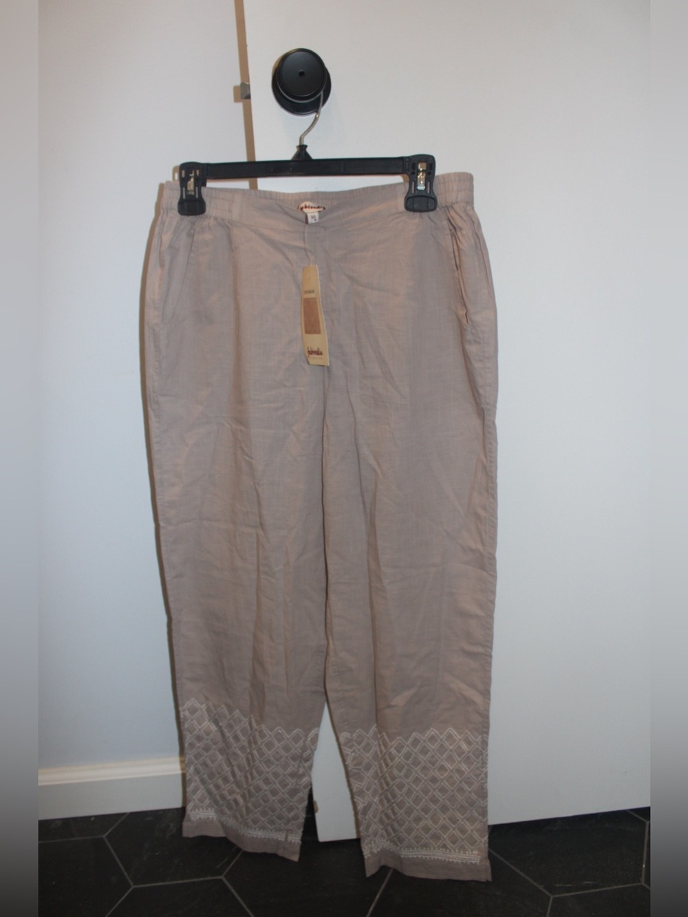 Fabindia NWT Embroidered Cropped Linen Blend Salwar Pants Khaki Taupe - Size 30
